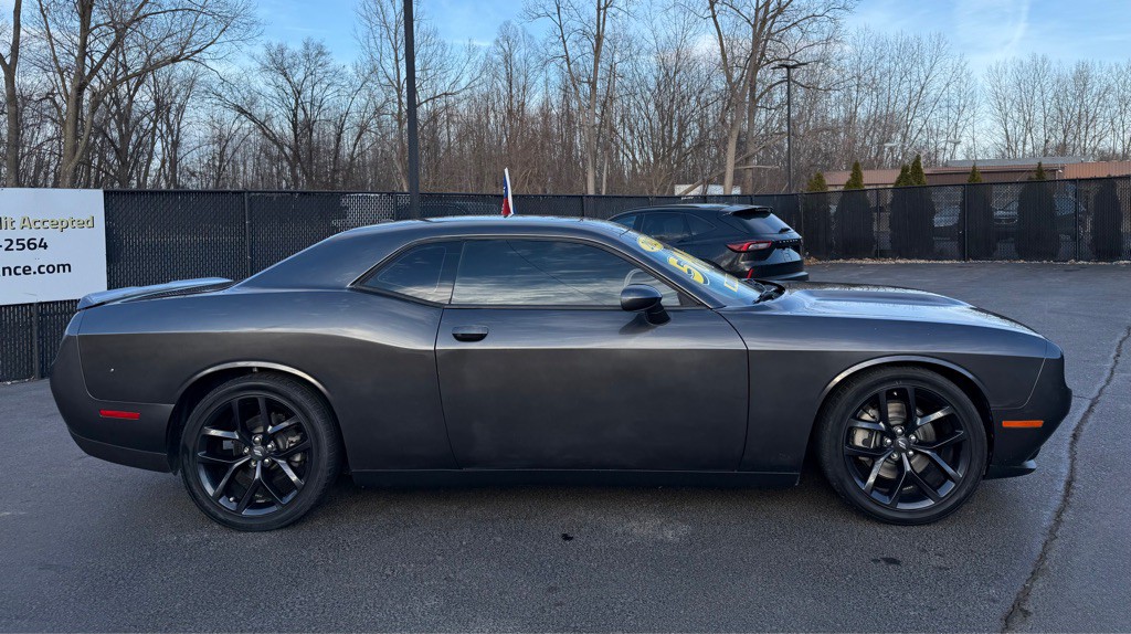 2023 Dodge Challenger Image 7