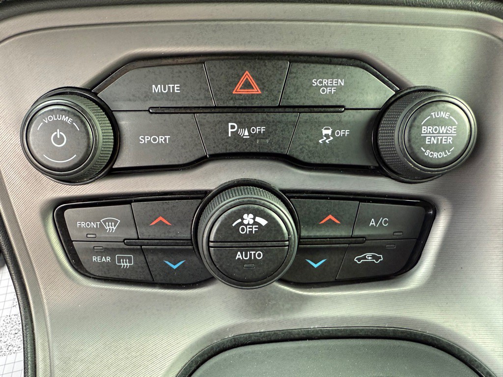 2023 Dodge Challenger Image 21