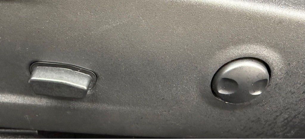 2023 Dodge Challenger Image 24