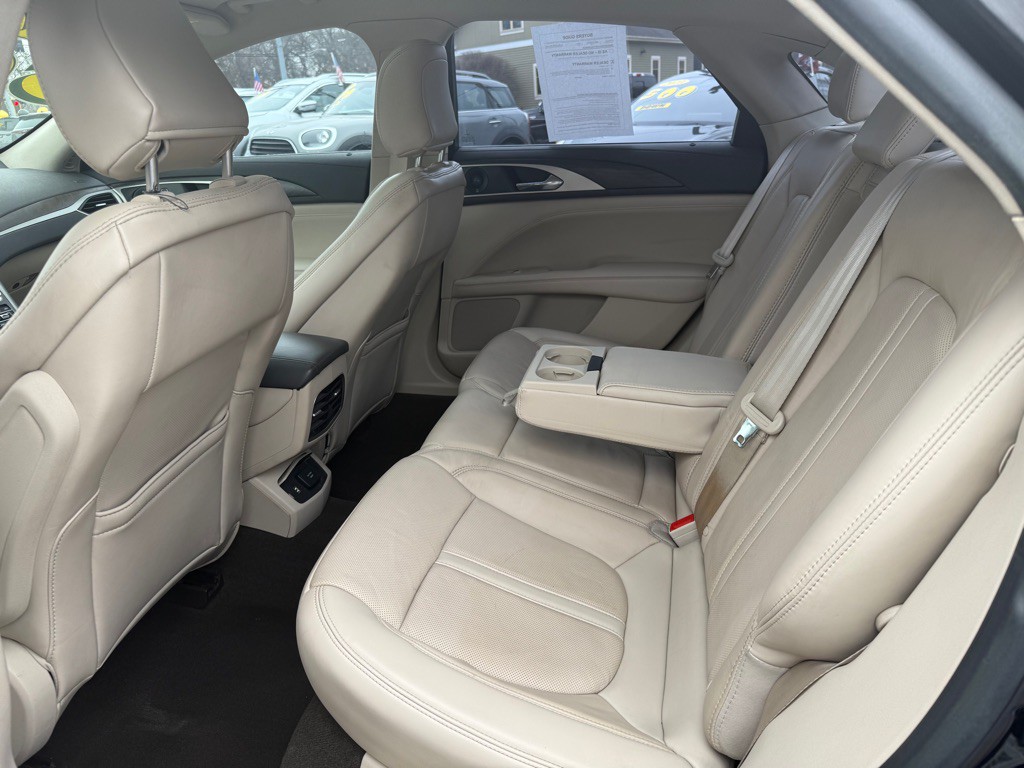 2020 Lincoln MKZ Image 27