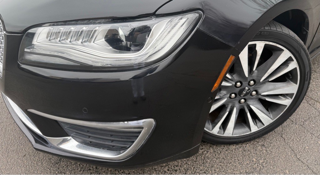 2020 Lincoln MKZ Image 32