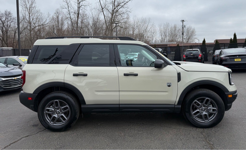 2025 Ford Bronco Image 7