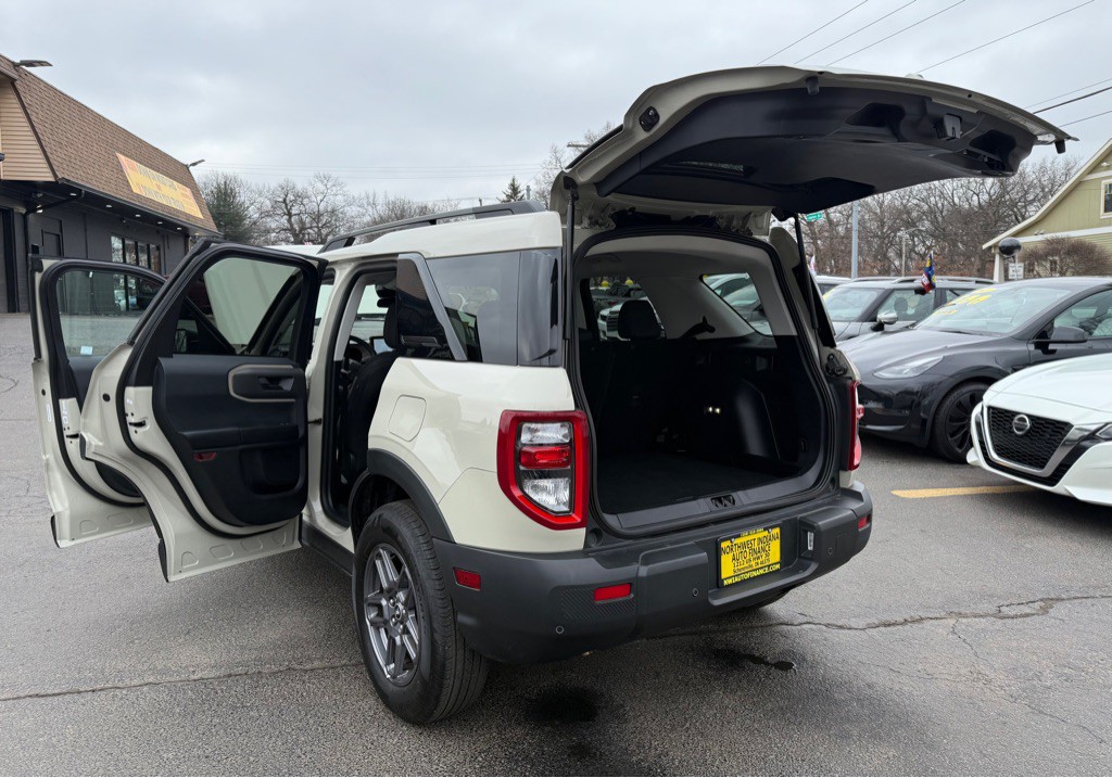 2025 Ford Bronco Image 34