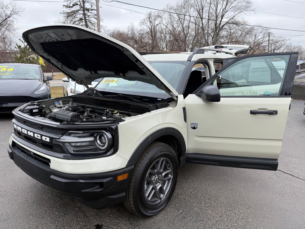 2025 Ford Bronco Image 35