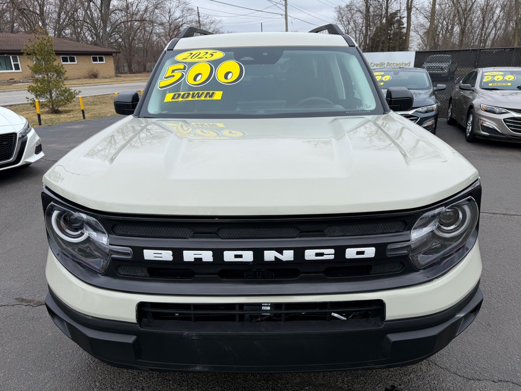 2025 Ford Bronco Image 2