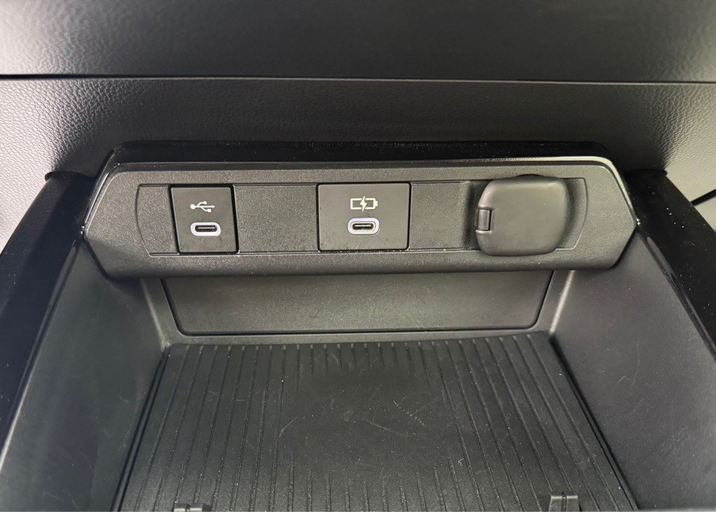 2023 Toyota Prius Image 21