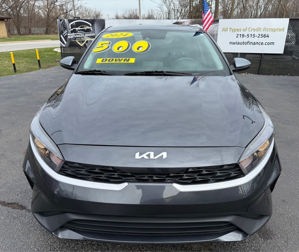 2024 Kia Forte Image 2