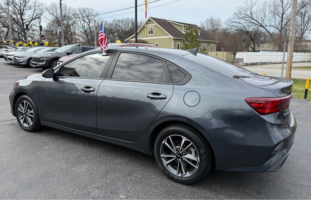 2024 Kia Forte Image 4