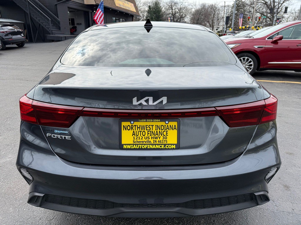 2024 Kia Forte Image 5