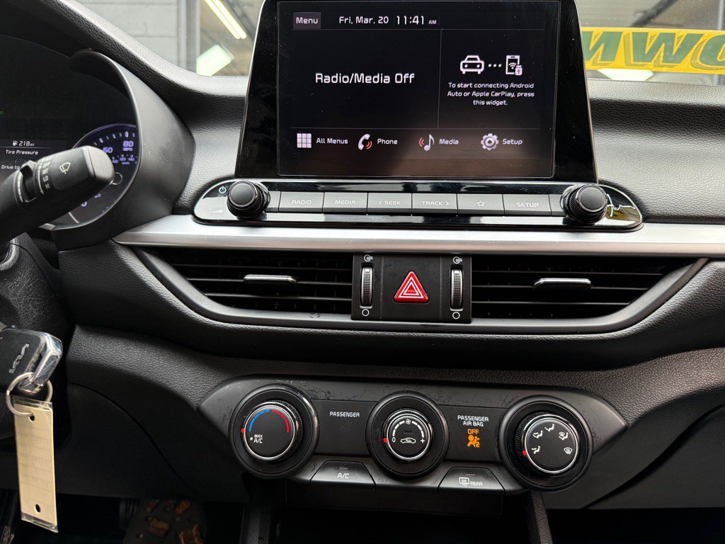 2024 Kia Forte Image 14