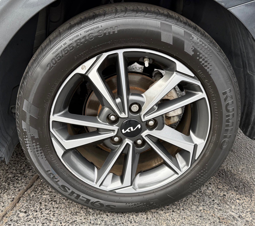 2024 Kia Forte Image 28