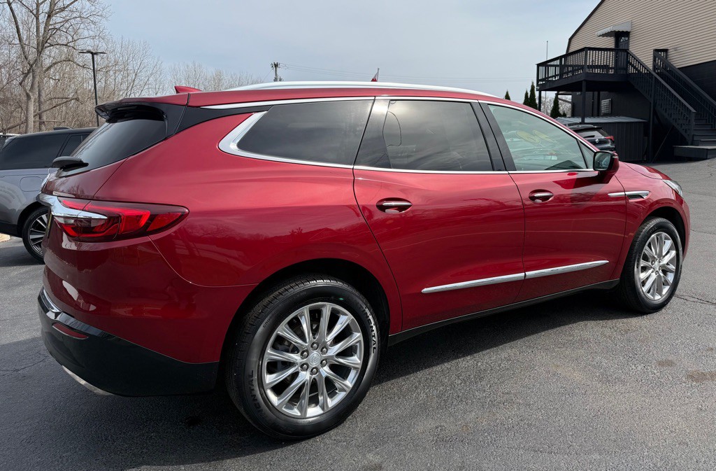 2021 Buick Enclave Image 6