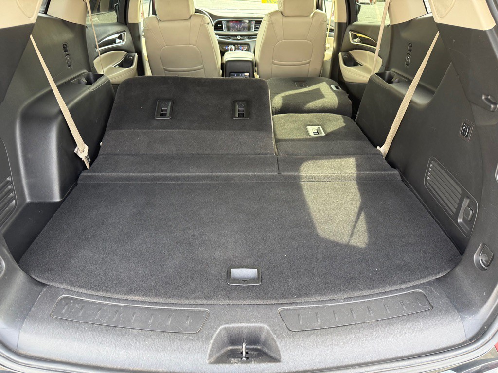 2021 Buick Enclave Image 16