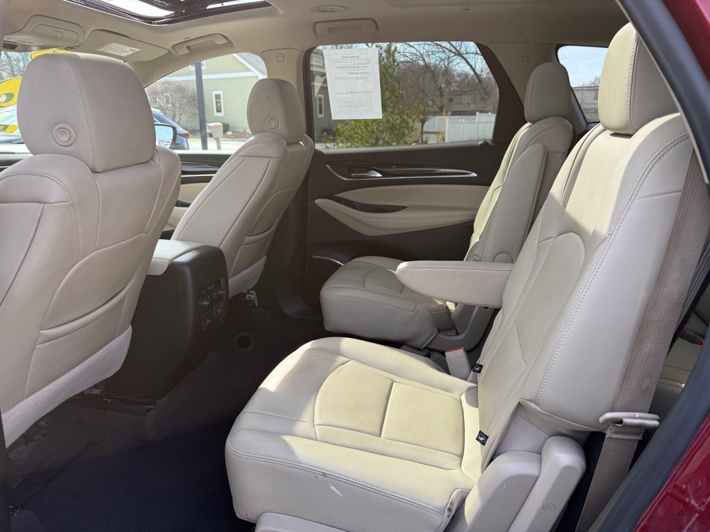 2021 Buick Enclave Image 31