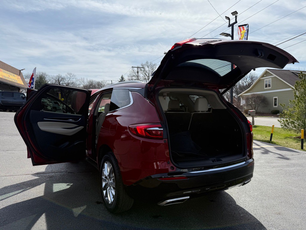 2021 Buick Enclave Image 39