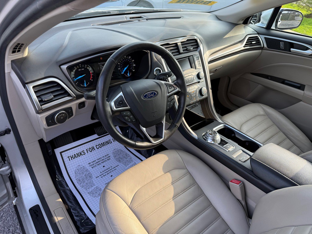 2017 Ford Fusion Image 13