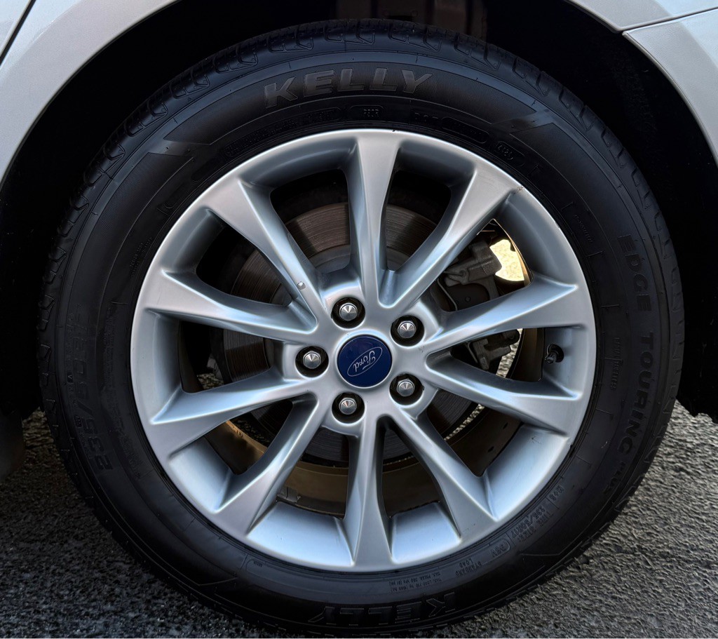 2017 Ford Fusion Image 30