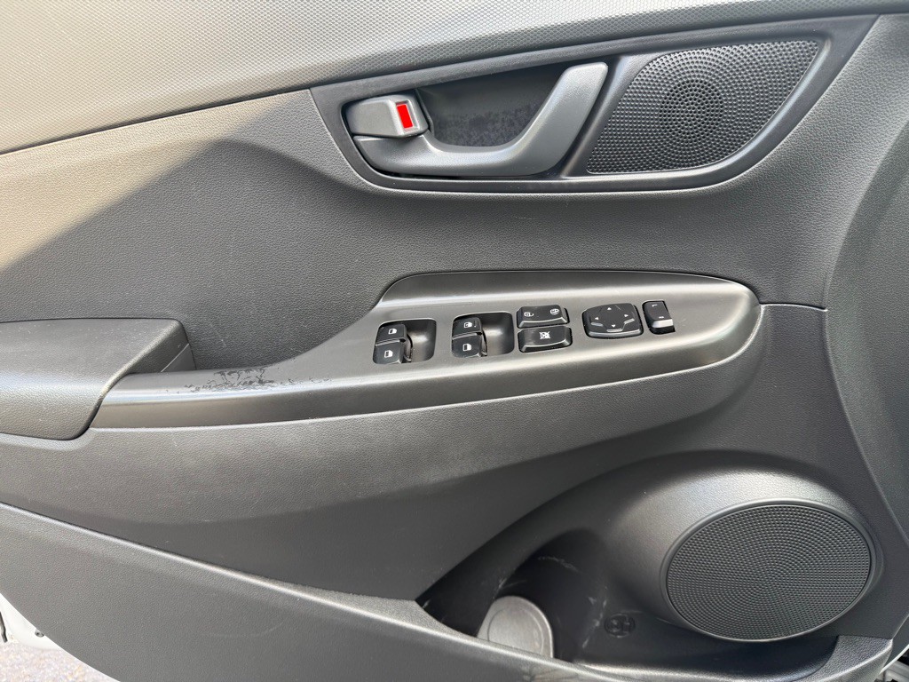 2023 Hyundai Kona Image 27