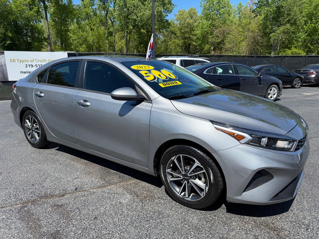 2023 Kia Forte Image 1