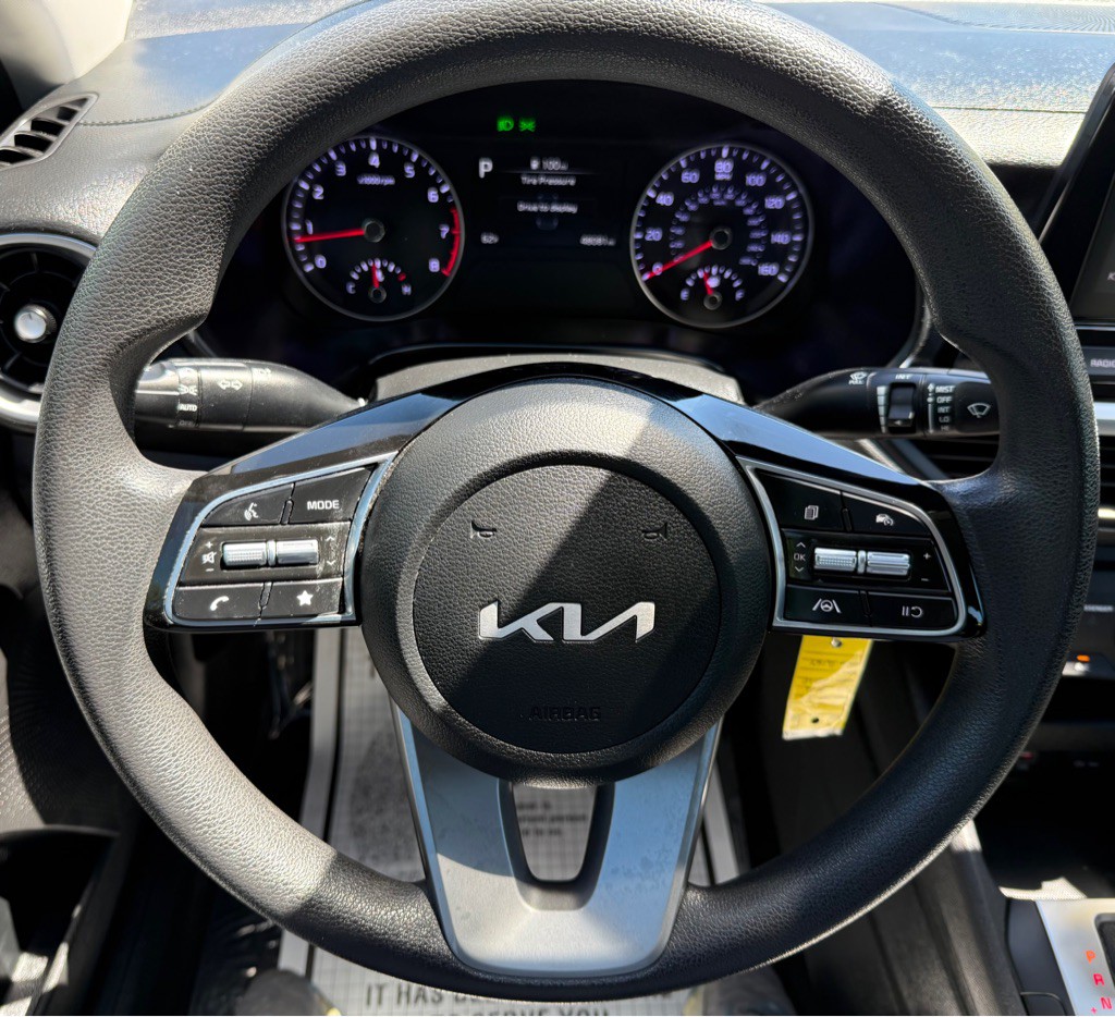 2023 Kia Forte Image 19