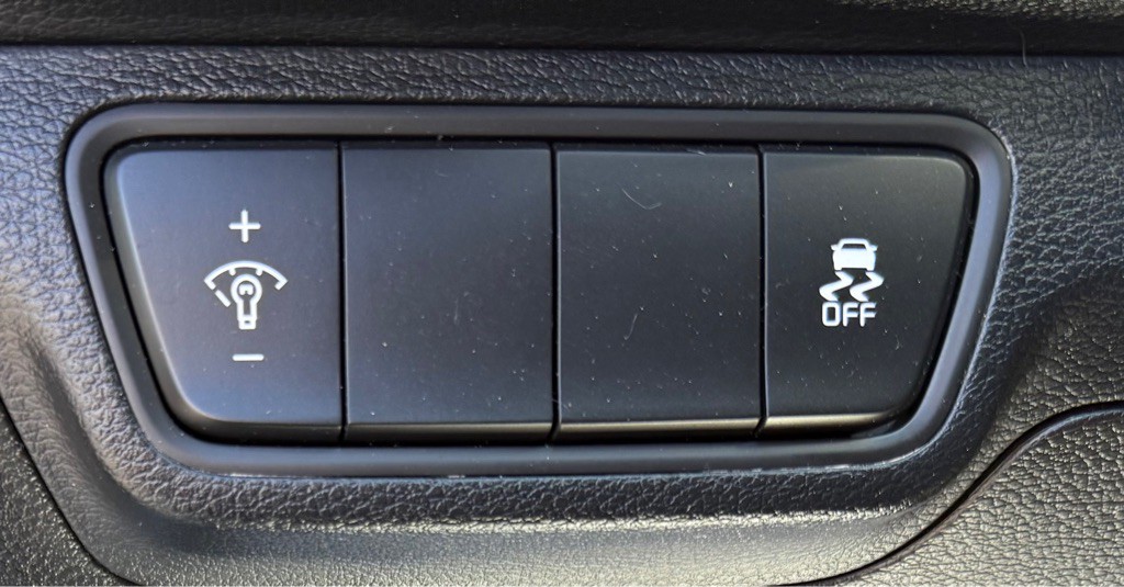 2023 Kia Forte Image 26