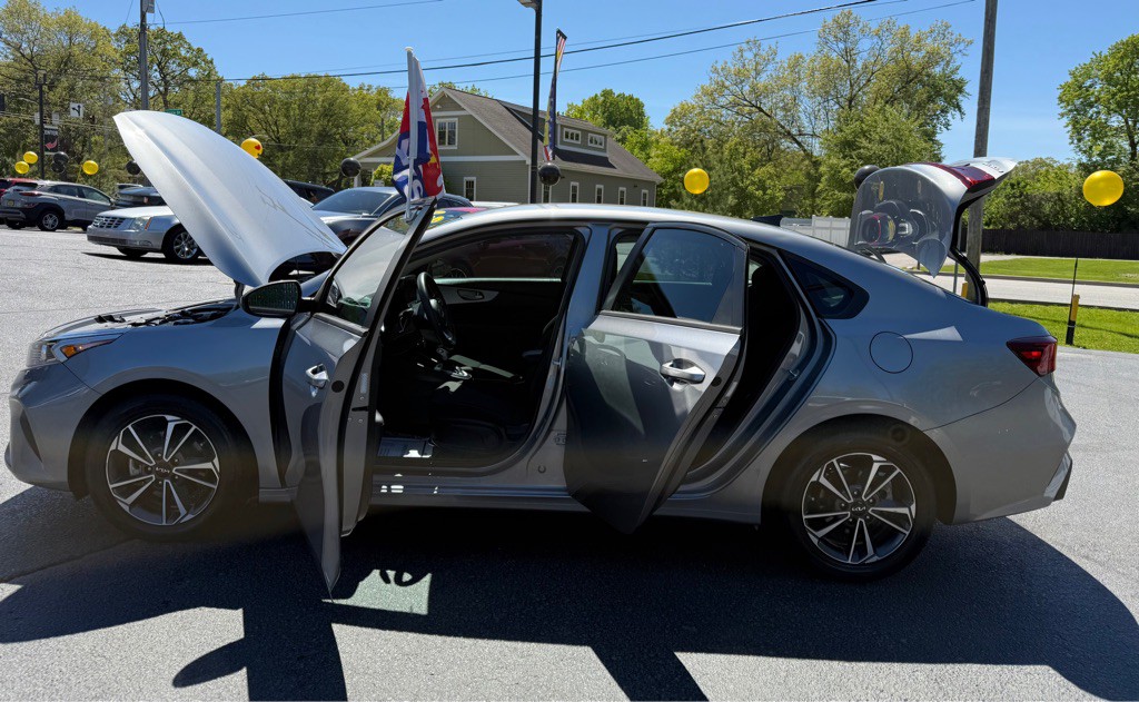 2023 Kia Forte Image 33