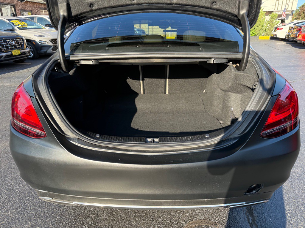 2019 Mercedes-Benz C-Class Image 13
