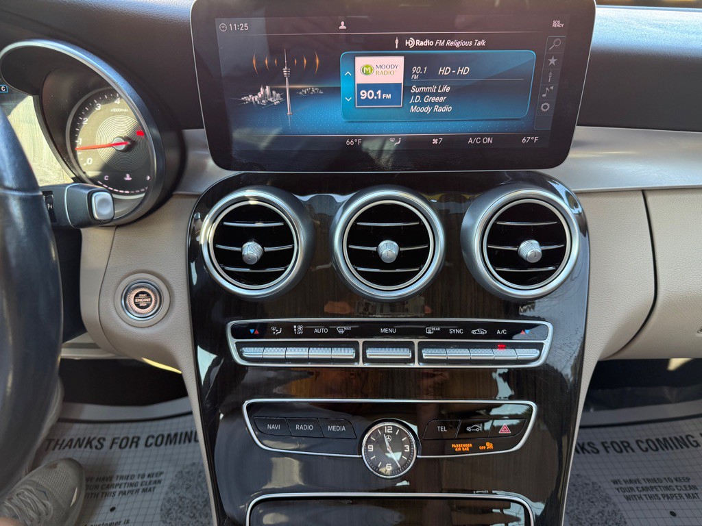2019 Mercedes-Benz C-Class Image 16