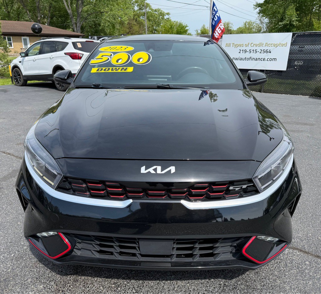 2023 Kia Forte Image 2