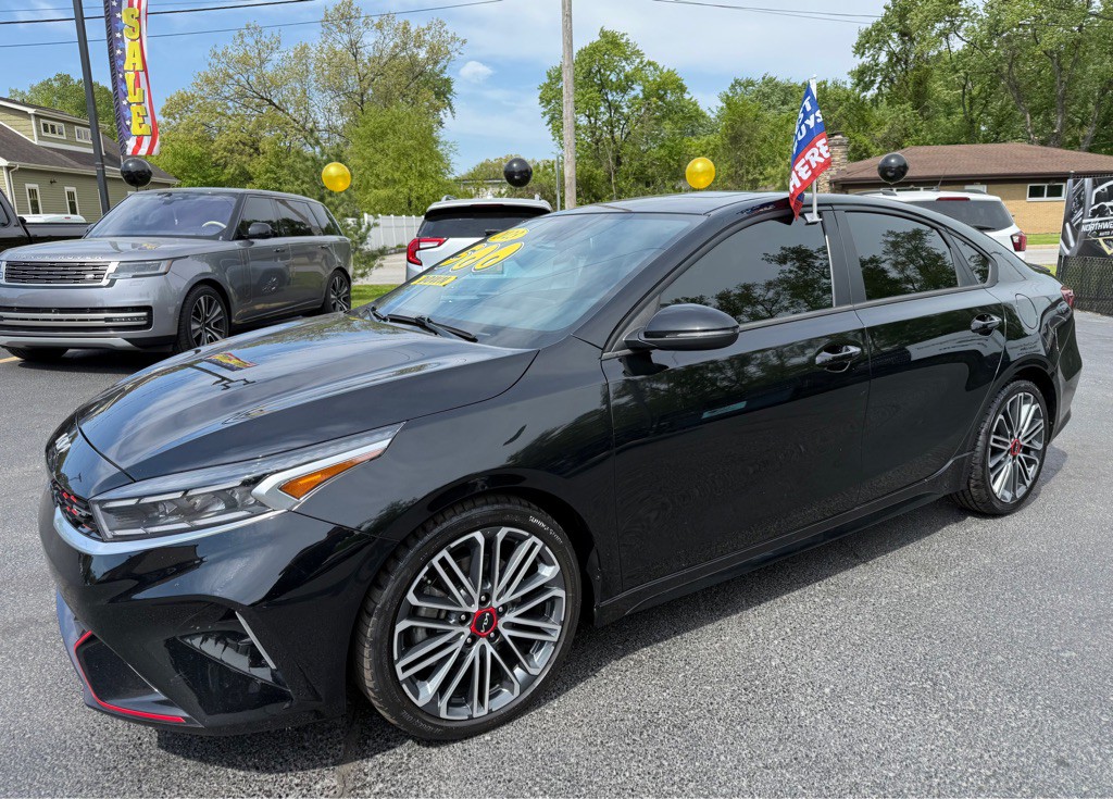 2023 Kia Forte Image 3