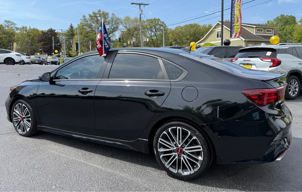 2023 Kia Forte Image 4