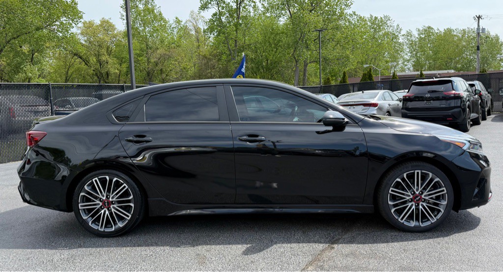 2023 Kia Forte Image 7
