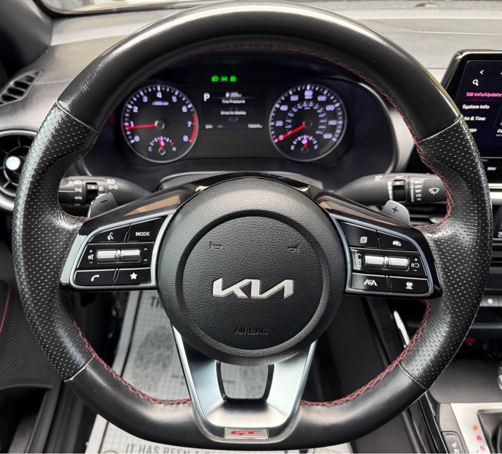 2023 Kia Forte Image 20