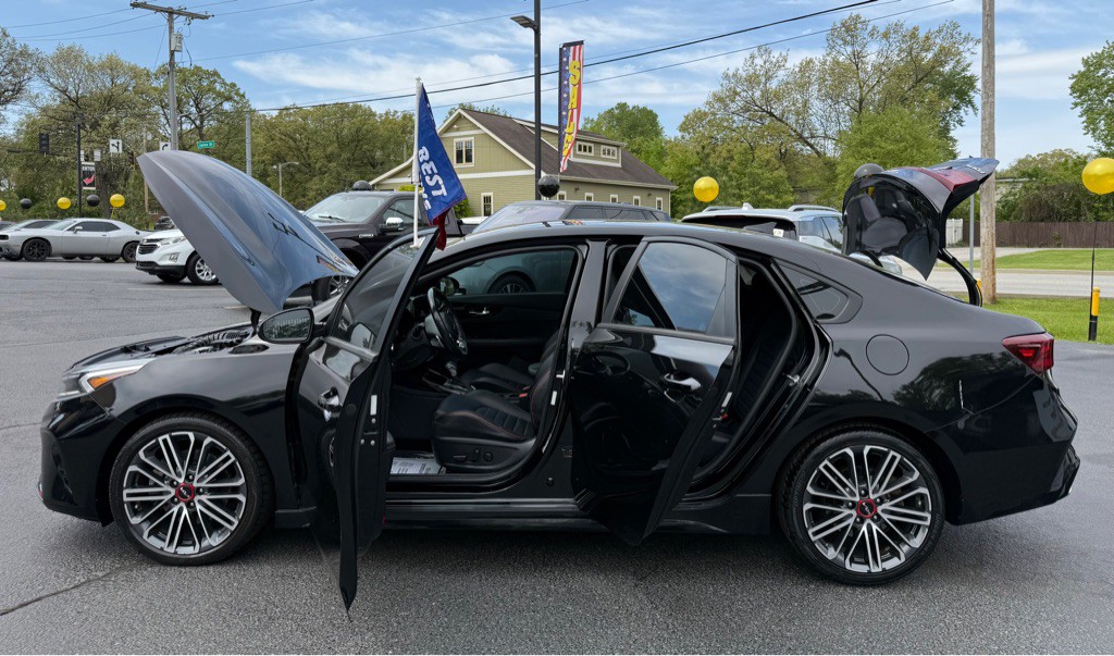 2023 Kia Forte Image 34