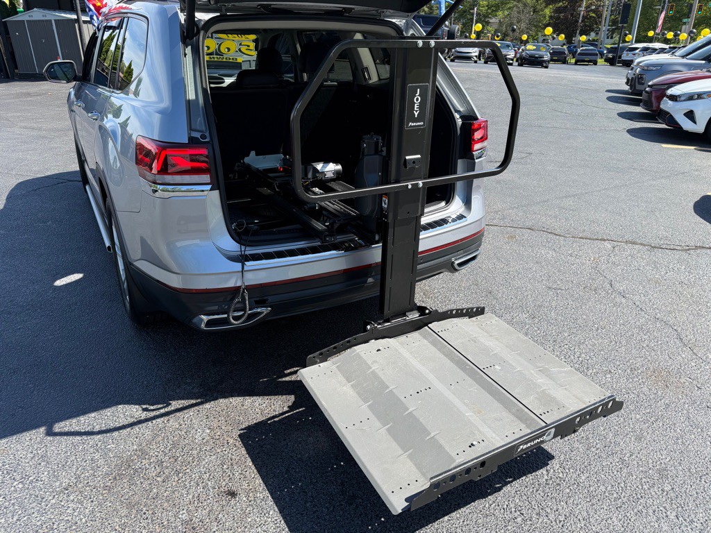 2021 Volkswagen Atlas Image 18
