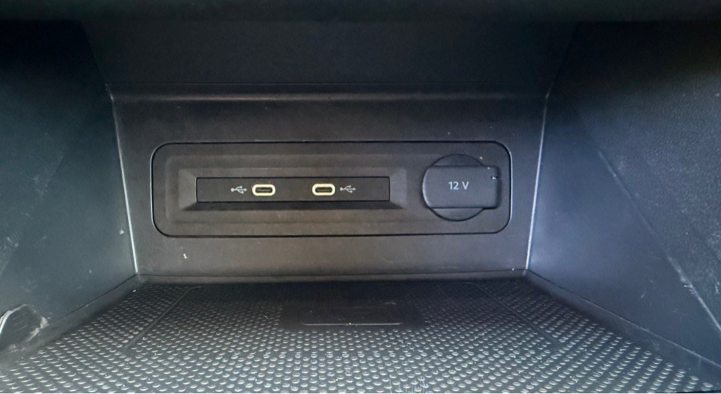 2021 Volkswagen Atlas Image 28