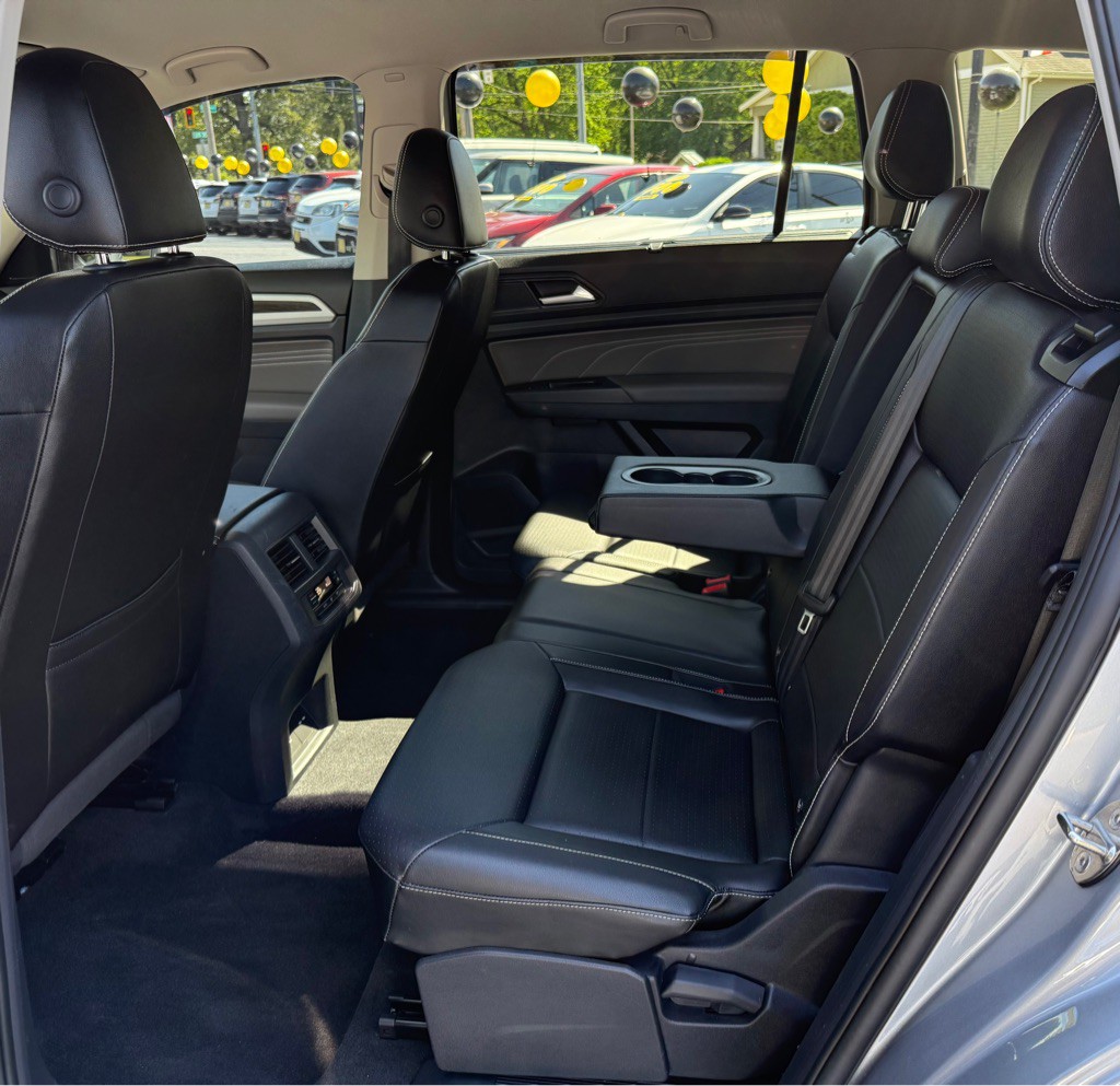 2021 Volkswagen Atlas Image 32