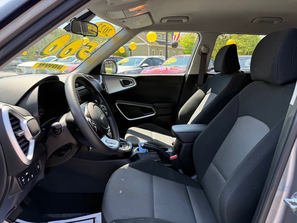 2022 Kia Soul Image 24