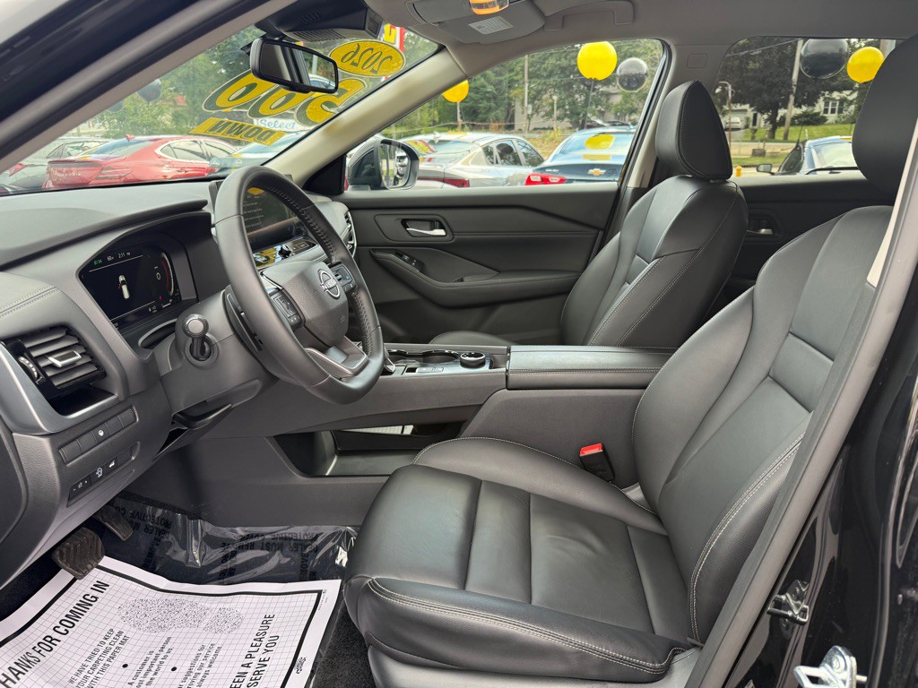 2026 Nissan Rogue Image 24