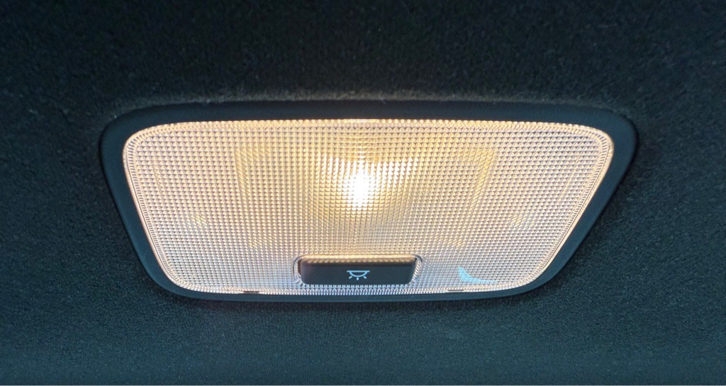 2025 Hyundai Elantra Image 12