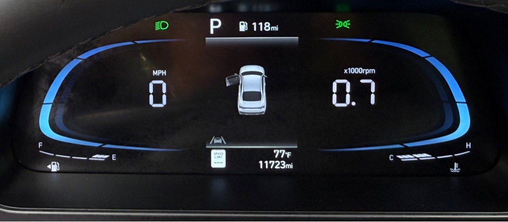 2025 Hyundai Elantra Image 19