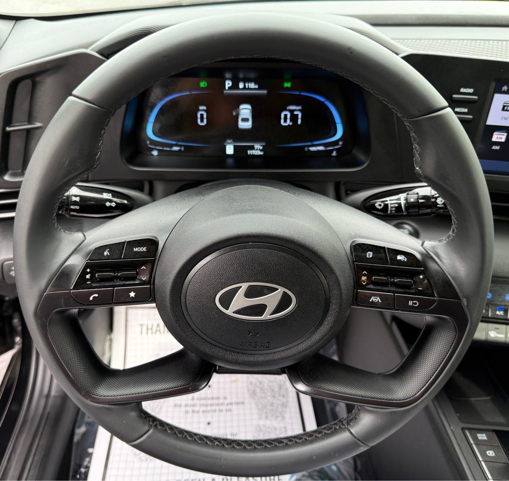2025 Hyundai Elantra Image 20