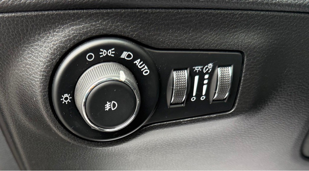 2020 Jeep Compass Image 30