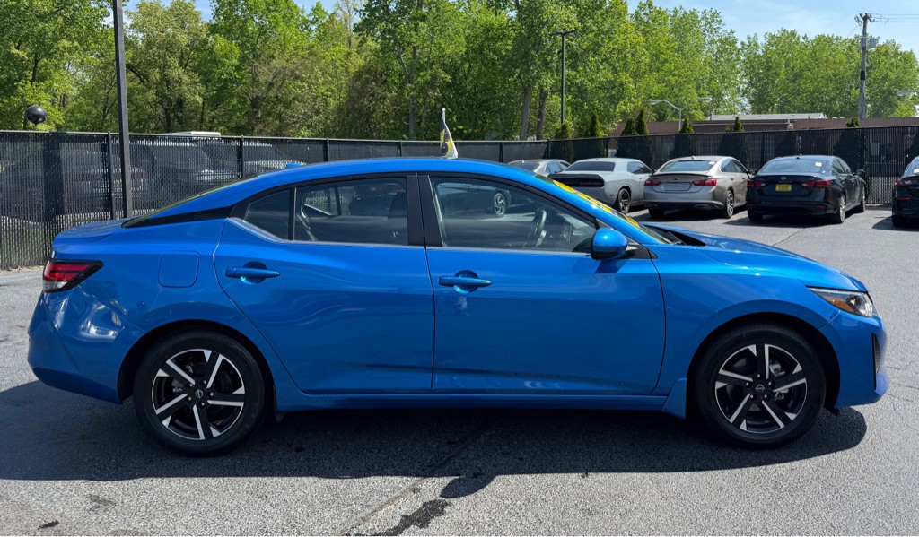 2025 Nissan Sentra Image 7