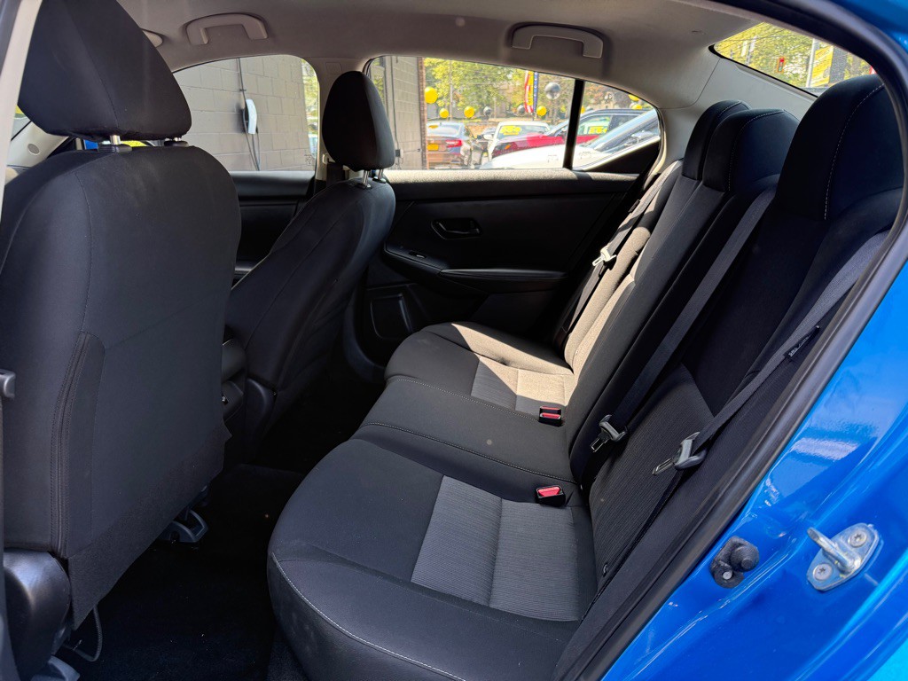 2025 Nissan Sentra Image 25