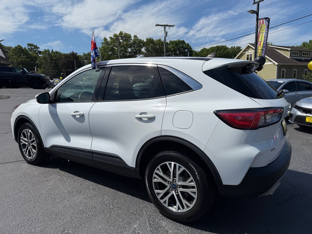 2022 Ford Escape Image 4