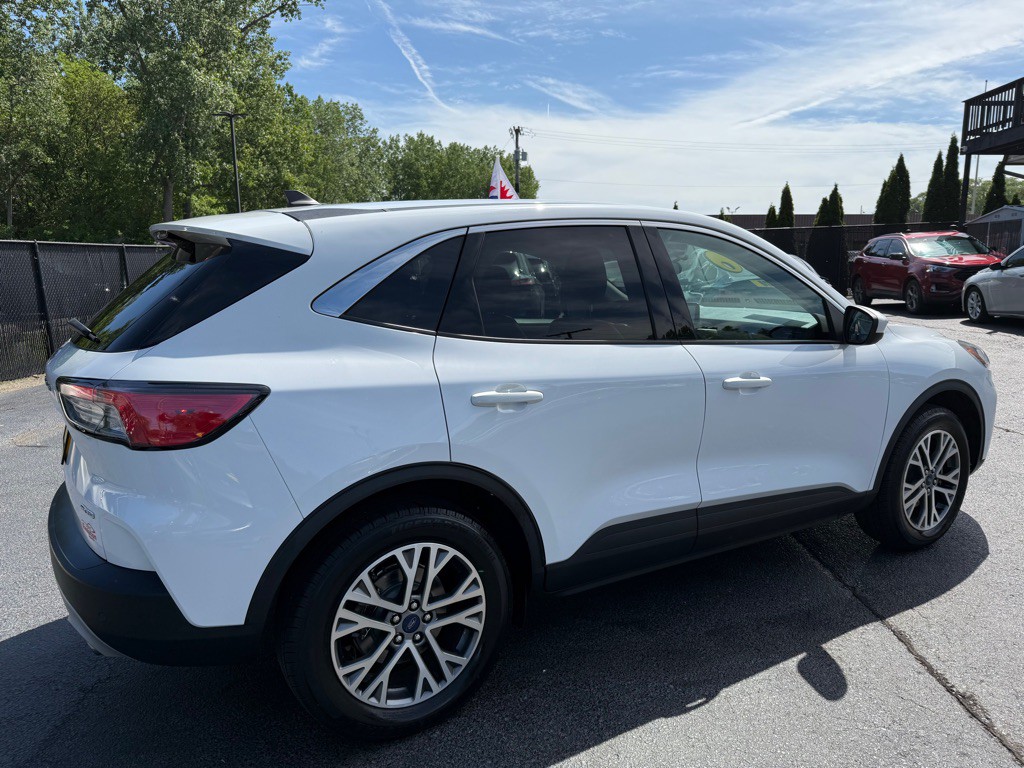 2022 Ford Escape Image 6