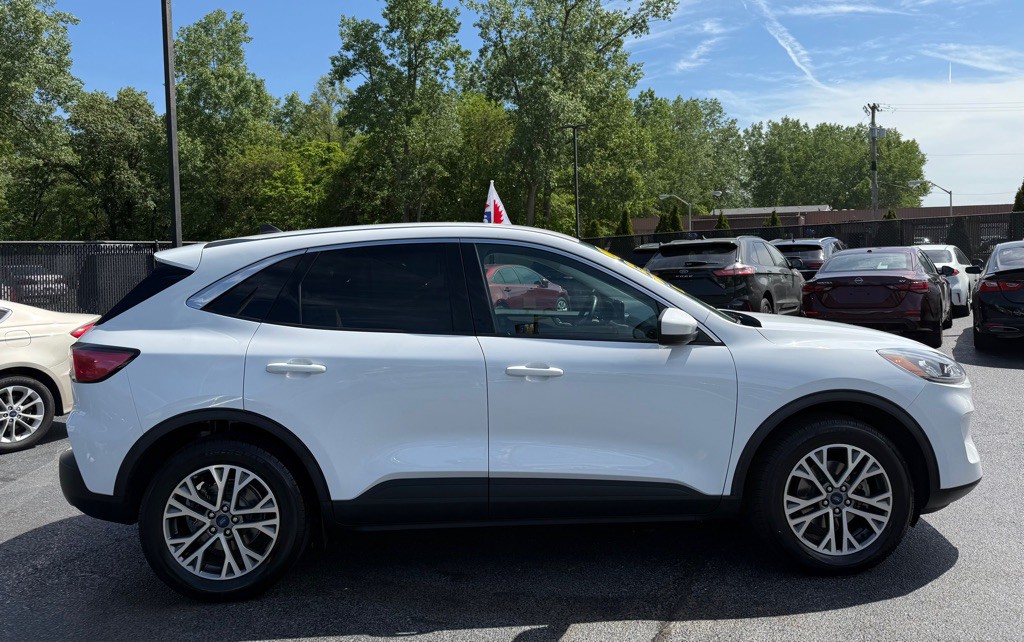 2022 Ford Escape Image 7