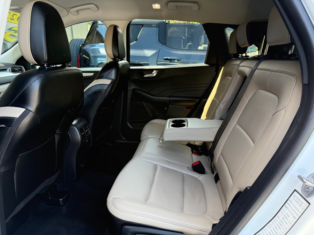 2022 Ford Escape Image 30