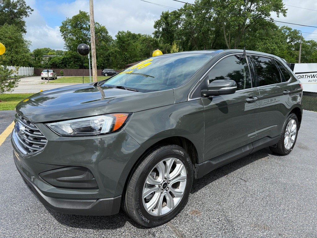 2024 Ford Edge Image 3